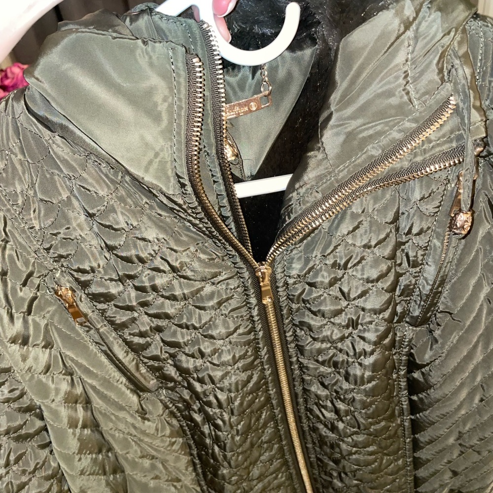Green jacket - Picture 3 of 6